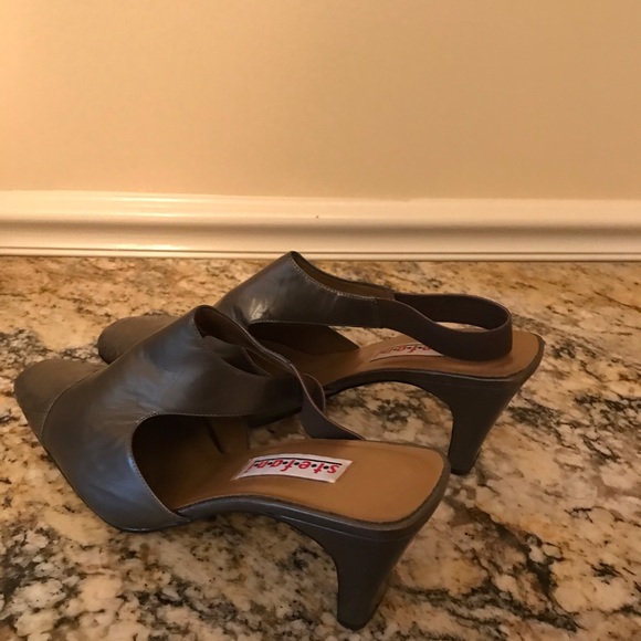 Very nice size 12 heels - Picture 16 of 16